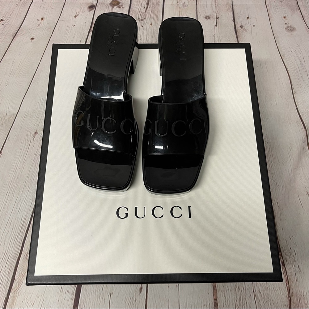Gucci rubber slide sandals - Picture 1 of 11